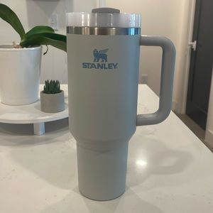 Stanley 40 oz. Quencher H2.0 Tumbler- Fog